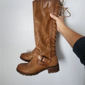 Sofft Sharnell leather lace up boots